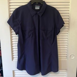 Navy omnishade Columbia hiking top